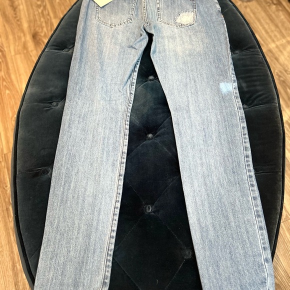 GORGEOUS,MICHAEL KORS light jeans,with patches over the front. in a size 2 - Picture 7 of 15